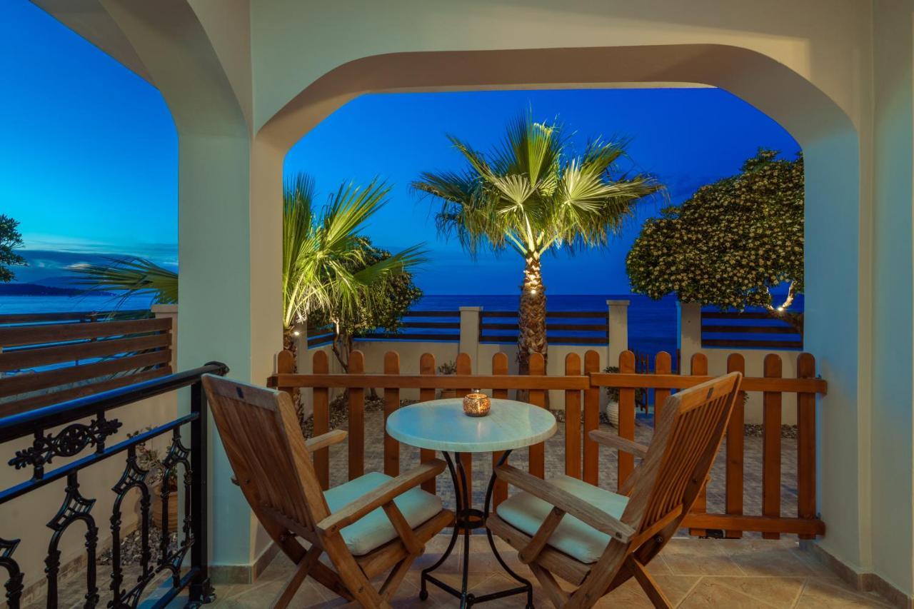 Villa Elizabeth - Seafront Classic Villa! Argassi Luaran gambar